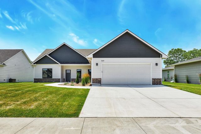 509 S  Sweetwater Rd, Maize, KS 67101