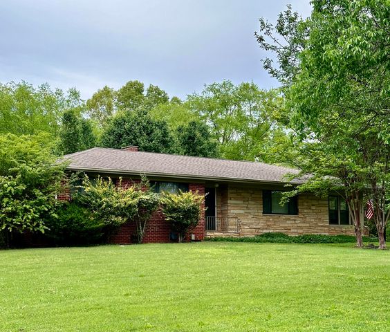 5570 Ramsey St NW, Cleveland, TN 37312