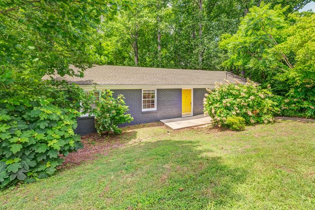 364 Pearson Dr, Asheville, NC 28801