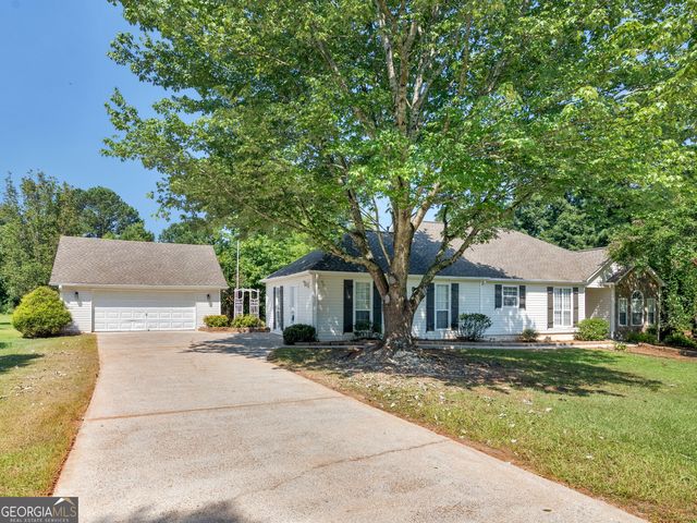 65 Woodside Ct, McDonough, GA 30253