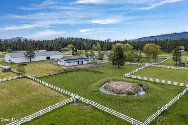 7104 W  Kidd Island Rd, Coeur D Alene, ID 83814