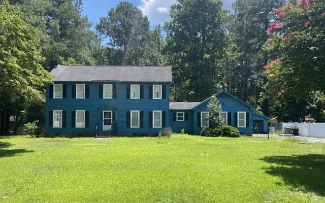 11320 Edinburgh Dr, Laurinburg, NC 28352