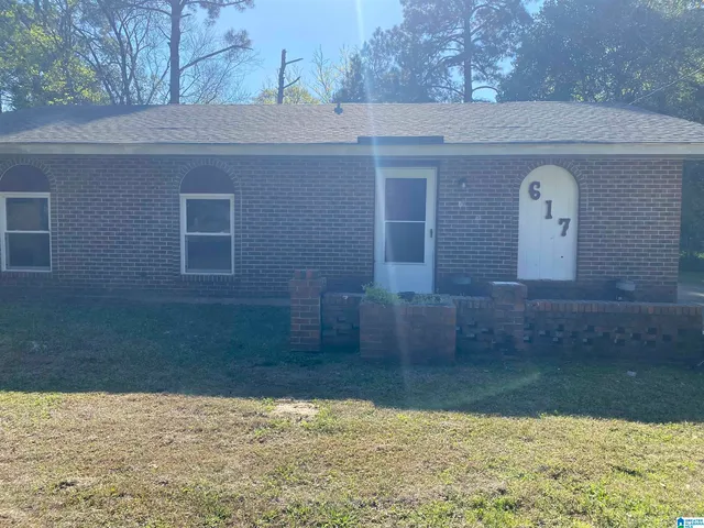 617 Durward Dr, Montgomery, AL 36117