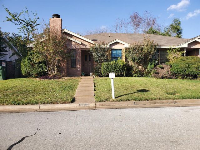 5611 Hearthwood Ct, Arlington, TX 76016 | MLS# 14709087 | Trulia