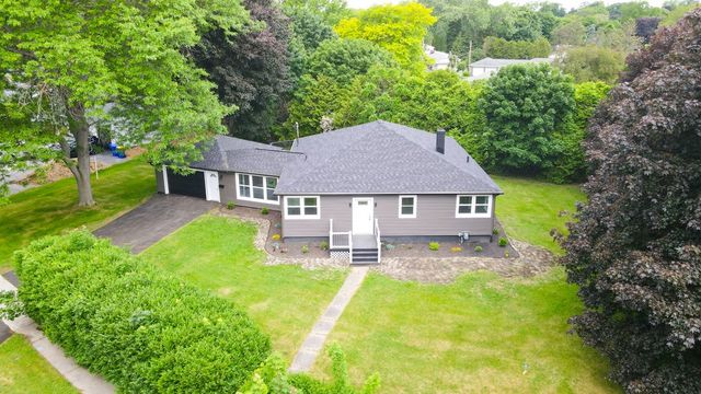 1171 Beach Ave, Rochester, NY 14612