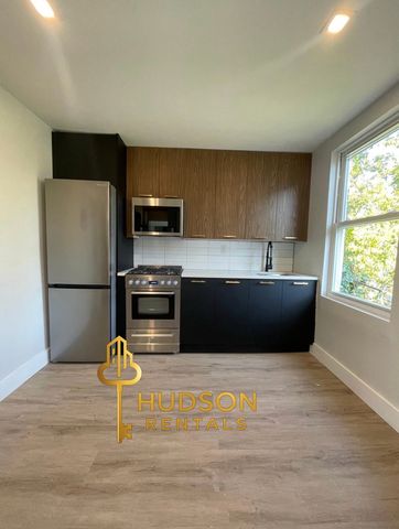 60 Franklin St #3L, Jersey City, NJ 07307