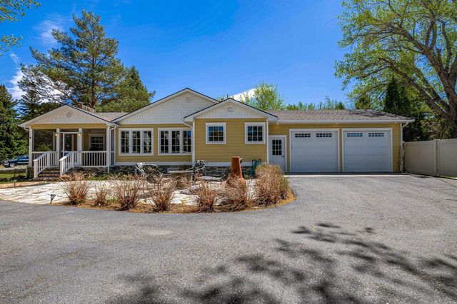 1627 11th St, Cody, WY 82414