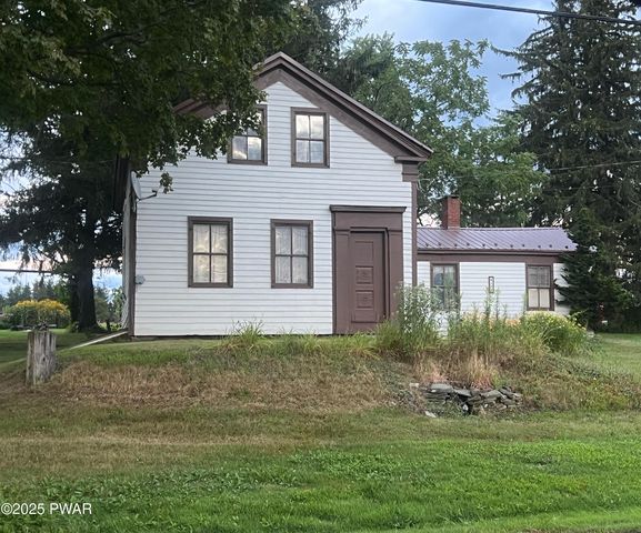 494 Belmont Tpke, Waymart, PA 18472