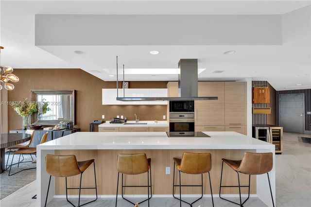 17111 Biscayne Blvd #1709, Aventura, FL 33160