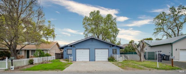 15264 Highlands Harbor Rd, Clearlake, CA 95422