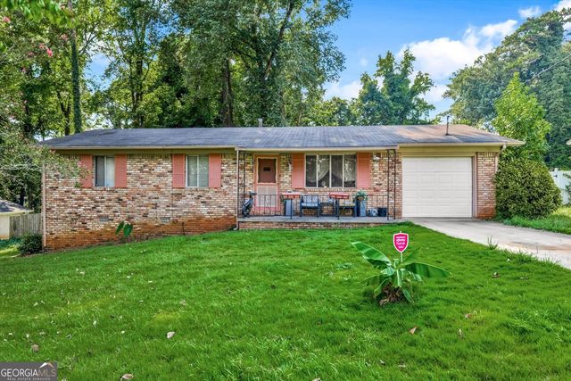 1174 Dantel Ct, Stone Mountain, GA 30083