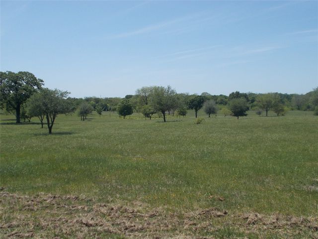 6 County Road 4067, Scurry, TX 75158