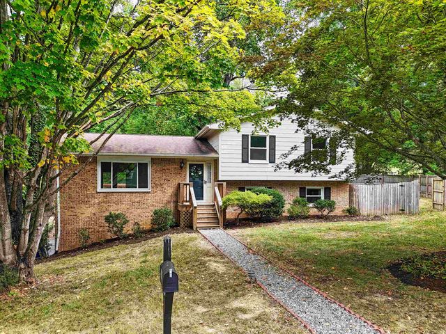 509 Cranwell Cir, Blacksburg, VA 24060