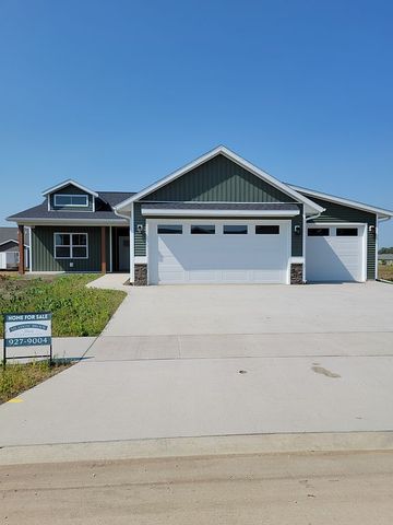 262 Meadow Brook Trl, Manchester, IA 52057