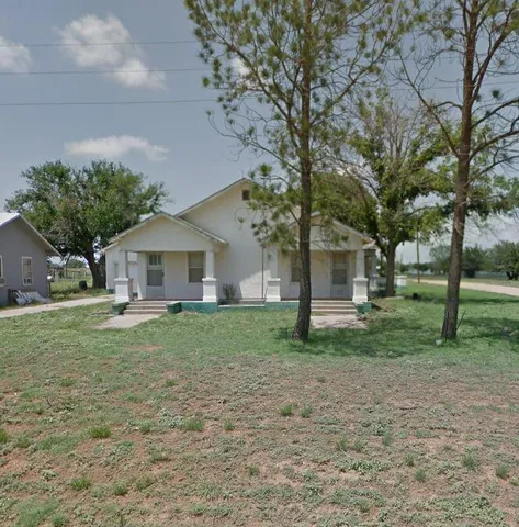1001 Canon Ave, Matador, TX 79244