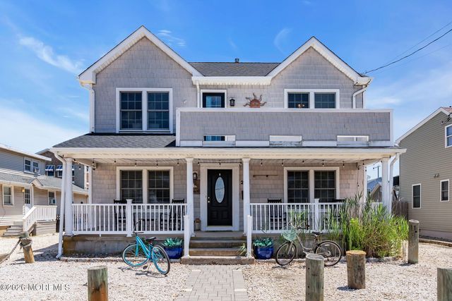216 4th Ave, Manasquan, NJ 08736