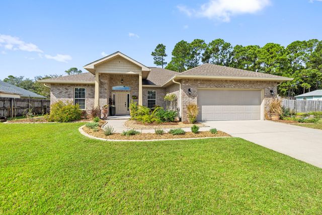 1801 Spitfire St, Navarre, FL 32566