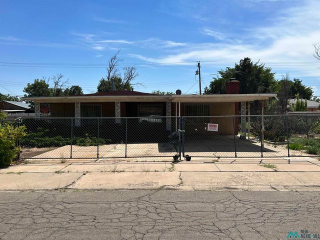 208 E  Frazier St, Roswell, NM 88203