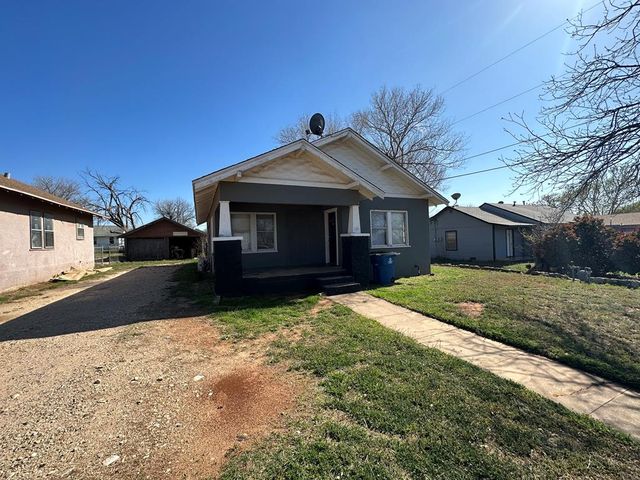 406 E  12th St, Sweetwater, TX 79556
