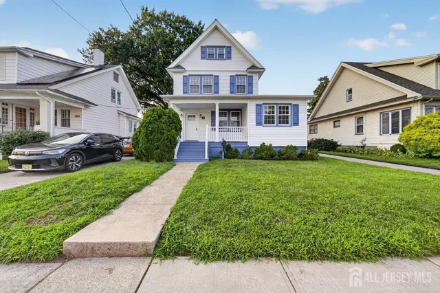 184 Green St, Woodbridge, NJ 07095