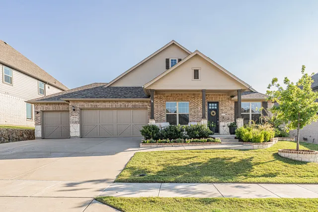 11721 Bull Creek Dr, Northlake, TX 76226