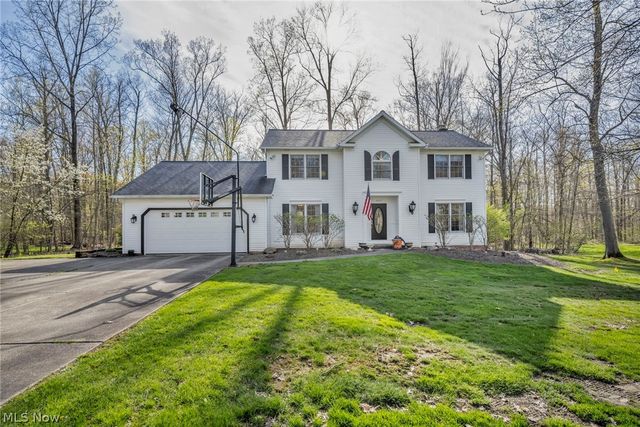 9103 Lake In The Woods Trl, Chagrin Falls, OH 44023