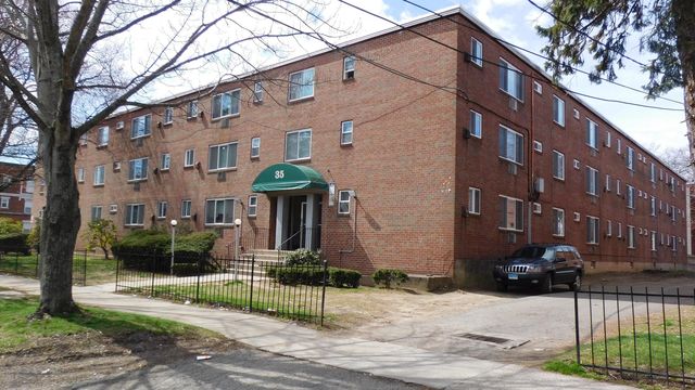 35 Evergreen Ave  #A01, Hartford, CT 06105