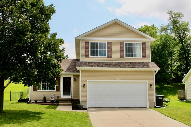 2501 E  Porter Ave, Des Moines, IA 50320