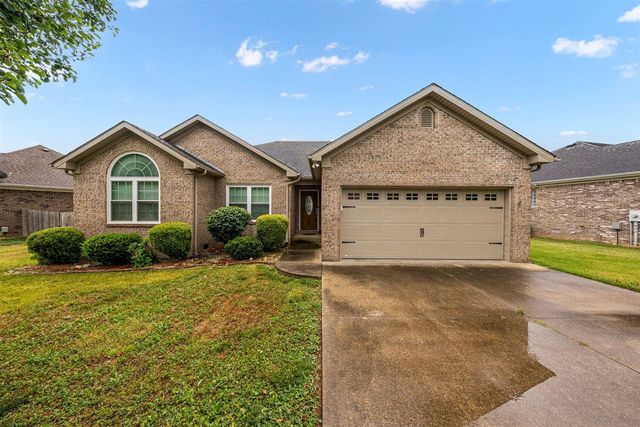 2621 Wild Horse Ct, Bowling Green, KY 42101