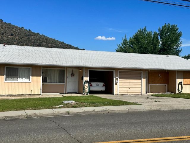 924 S  Oregon St, Yreka, CA 96097