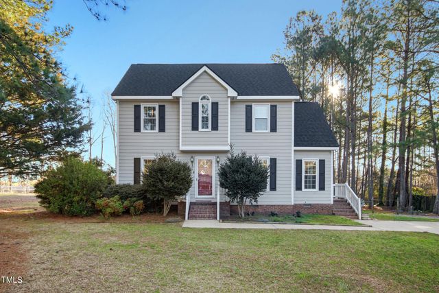 125 Wiley Oaks Dr, Wendell, NC 27591