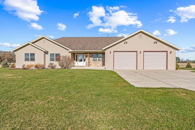 W376S10410 Betts ROAD, Eagle, WI 53119