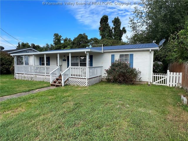2631 Lincoln Ave, Point Pleasant, WV 25550