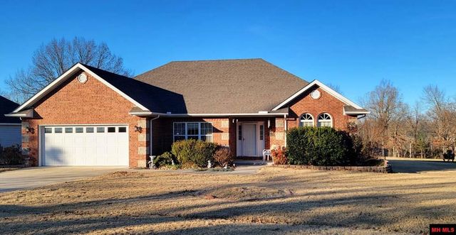 51 County Road 457, Mountain Home, AR 72653