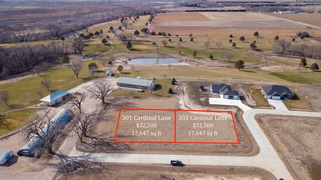 301 Cardinal Ln, Alma, NE 68920