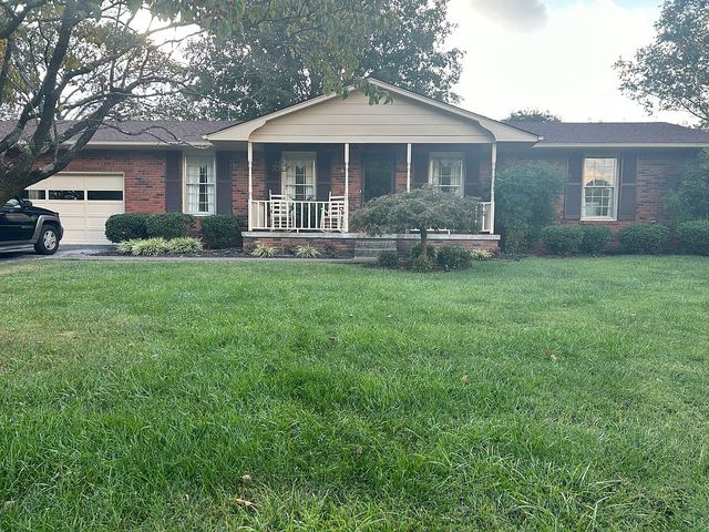 417 Dorchester Dr, Bowling Green, KY 42103