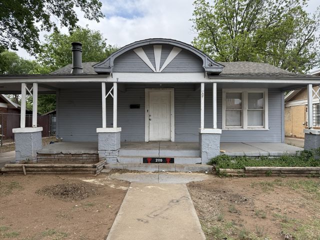 2119 15th St, Lubbock, TX 79401