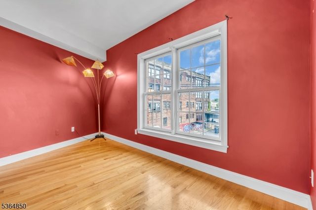 15-19 Tichenor Ln #301, Newark, NJ 07114