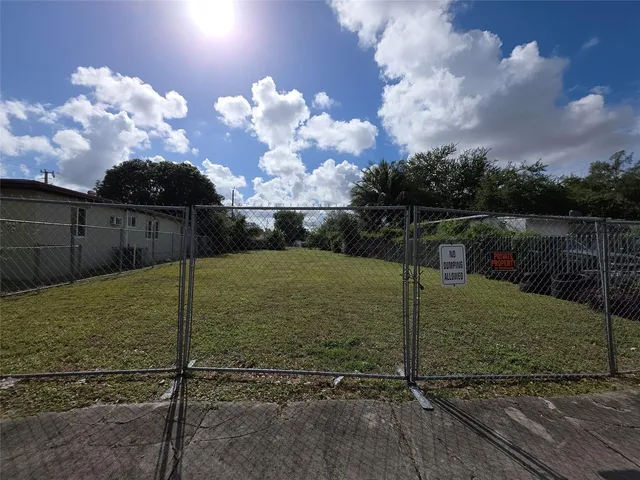 1810 NW 84th Street, Miami, FL 33147
