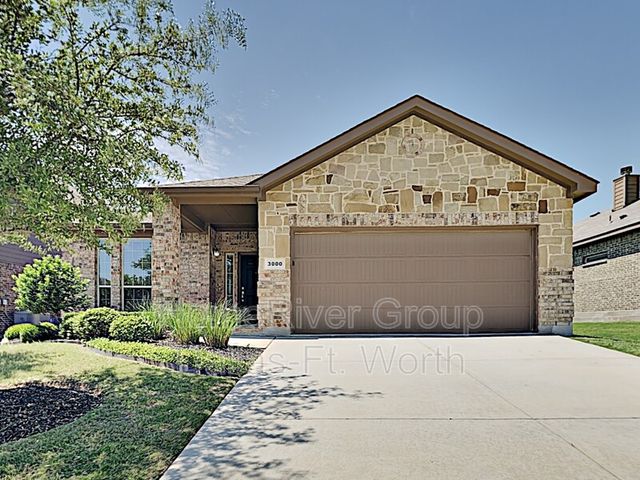 3000 Maple Creek Dr, Fort Worth, TX 76177