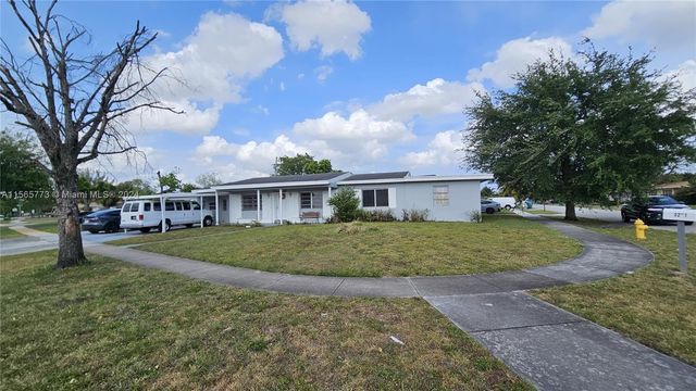3251 NW 4th Ct, Fort Lauderdale, FL 33311