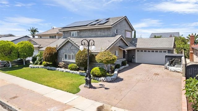 9831 Cornwall Ave, Westminster, CA 92683