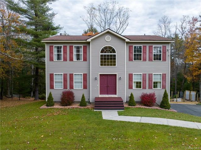 2576 Ulster Heights Road, Woodbourne, NY 12788