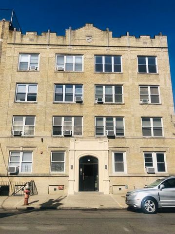 135 Van Wagenen Ave, Jersey City, NJ 07306