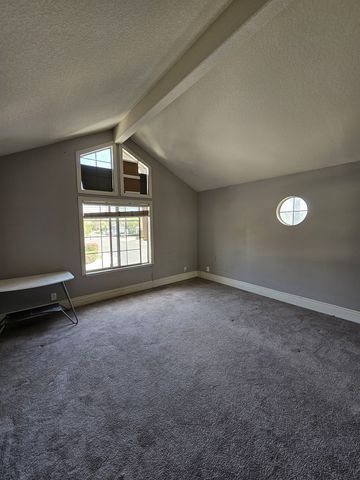 Address Not Disclosed, Foothill Ranch, CA 92610