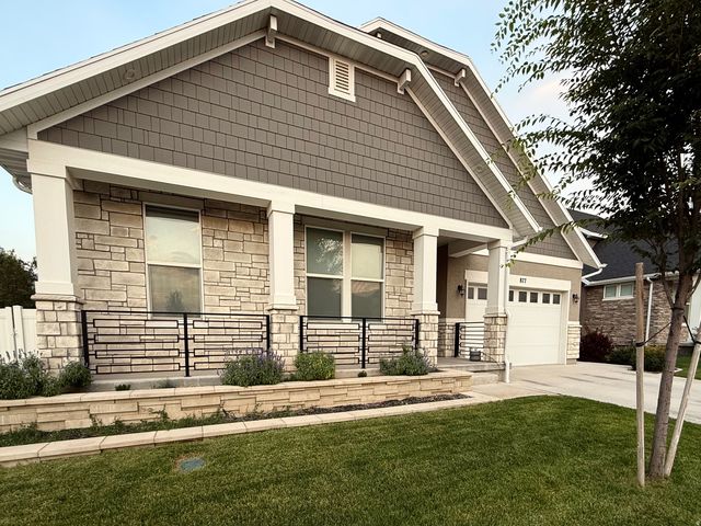 877 S  Yarrow Dr, Mapleton, UT 84664