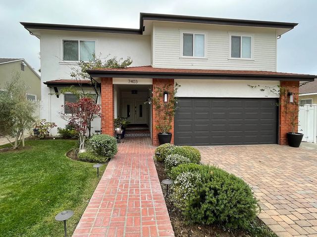 7403 Alverstone Ave, Los Angeles, CA 90045