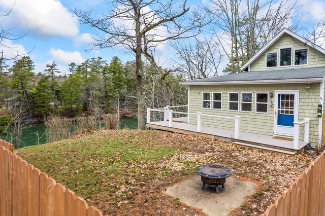 618 Gurnet Road, Brunswick, ME 04011