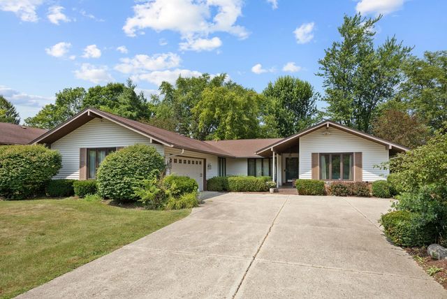 10764 W  Pickford Ave, Beach Park, IL 60099