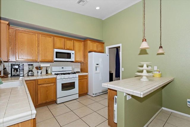 San Diego Dr Desert Hot Springs Ca 3 Bed 2 Bath Single Family Home Mls da 31 Photos Trulia San Diego Dr Desert Hot Springs Ca 3 Bed 2 Bath Single Family Home Mls da 31 Photos Trulia